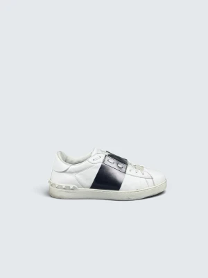 Valentino open skor - Storlek: 44 || Skick: Mycket bra skick || Nypris: Ca 6000kr || Följ för liknande produkter 🌊🍾