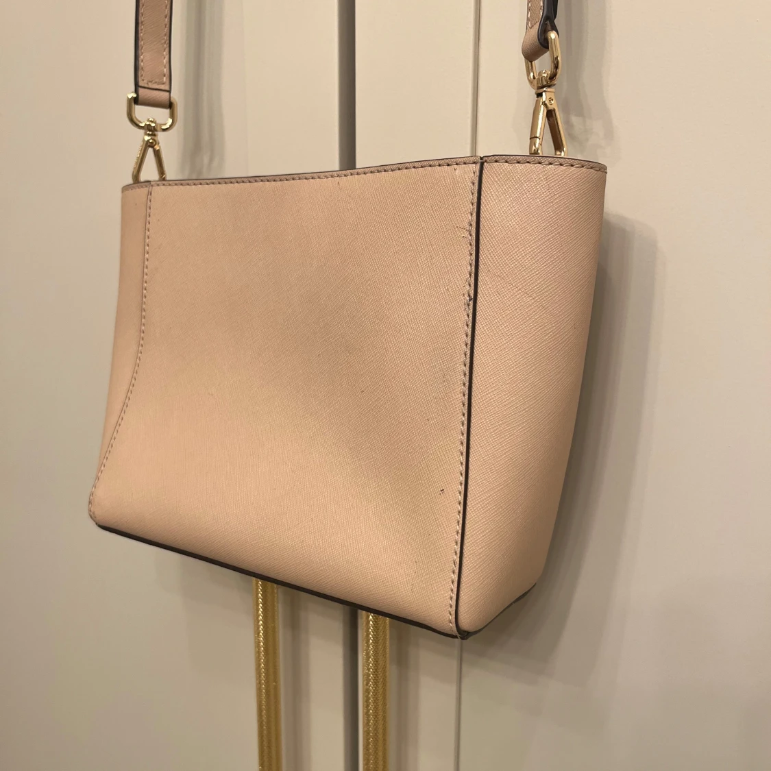 Michael Kors Hamilton Axelremsväska  - 91