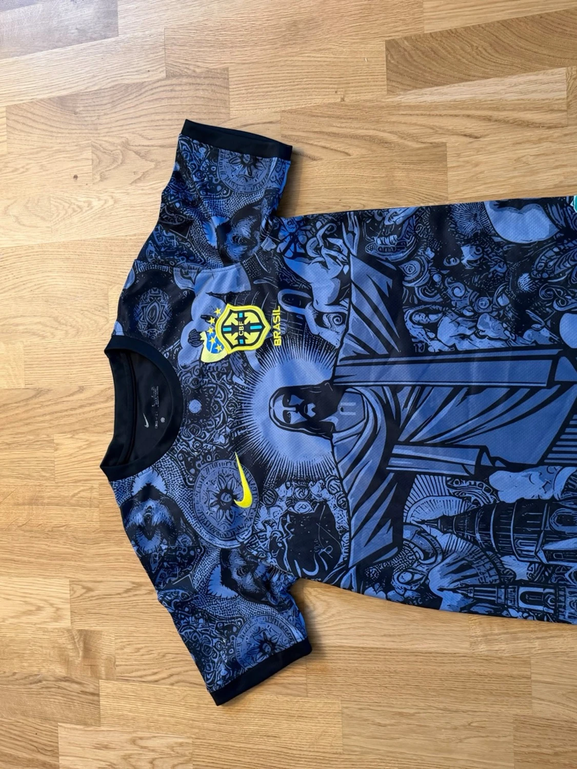 Blå Brasilien t-shirt med grafiskt tryck