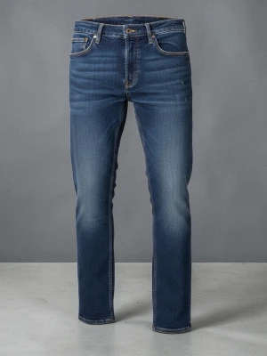 Hollister Jeansen - 📏 Storlek: W32 L32 🎨 Färg: Marinblå 🏷️ Märke: Hollister 👌 Skick: Mycket bra – inga defekter  📦 Skickas snabbt och välpackat! 💬 Skriv gärna vid frågor eller funderingar!
