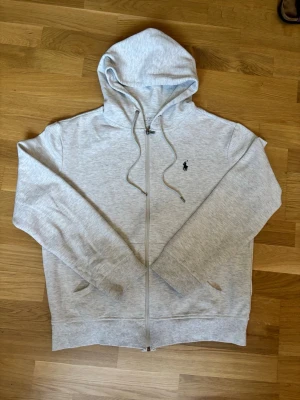  Polo Ralph Lauren zip hoodie - Zip hoodie från polo Ralph lauren. Storlek S. Bara att fråga vid funderingar