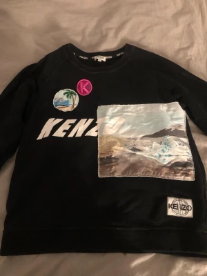 Kenzo tröja - Knappt använd. Storlek M men passar S