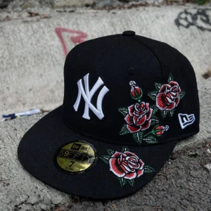New Era 59FIFTY custom keps - 8/10 skick!🌟 (Inget klistermärke). Storlek: 7 3/8 (58,7cm)