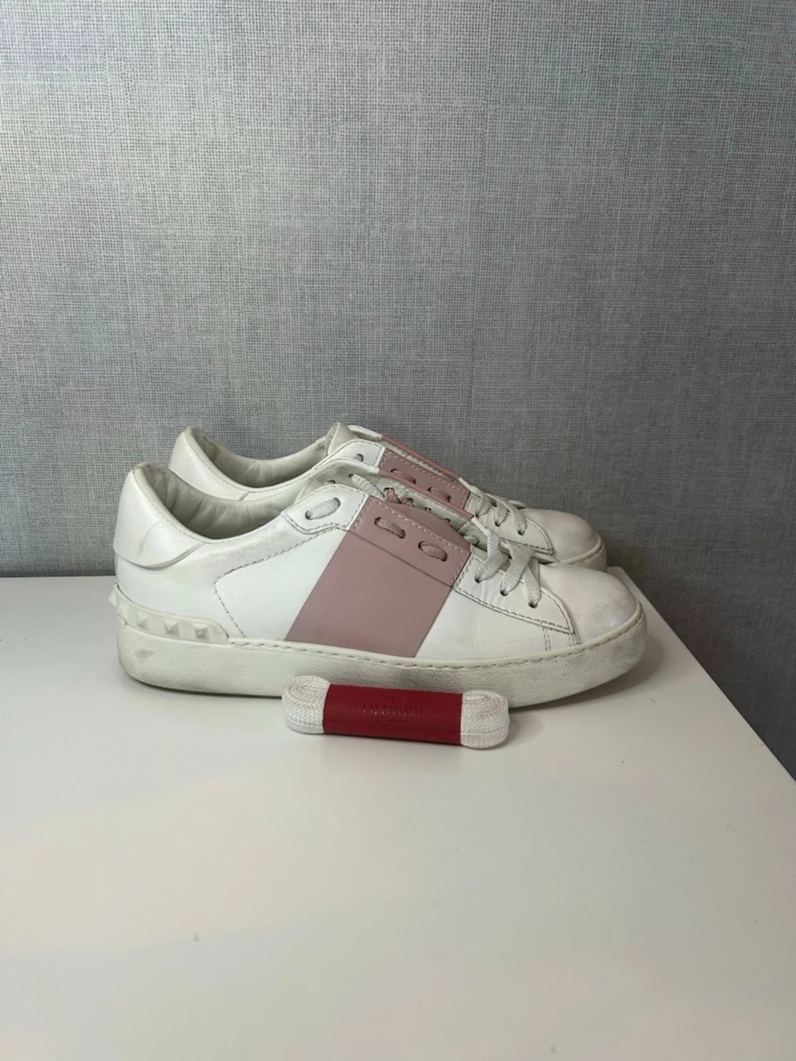 Valentino opens  - 3