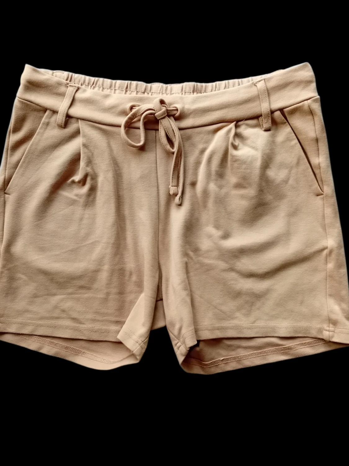 Beige/kamelfärgade shorts från Black Story i strl S