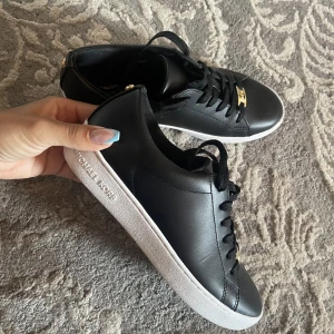 Helt nya Michael kors skor  - Storlek 37/38 helt nya 