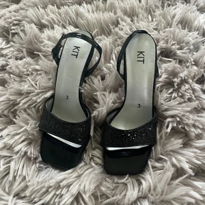 Klackar  - Använda men fint skick ändå 