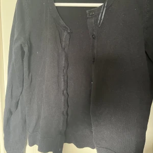 Svart kofta - Svart kofta från H&M!