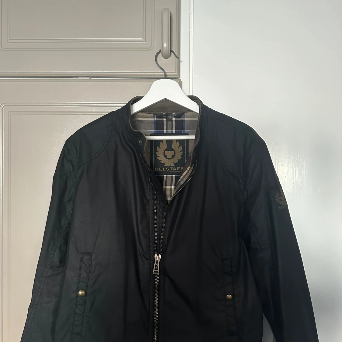 Belstaff vaxad jacka 
