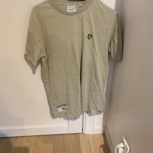 Lyle & Scott t-shirt - Fin t-shirt från Lyle & scott