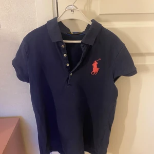 Ridtröja  - Storlek S bra skick 