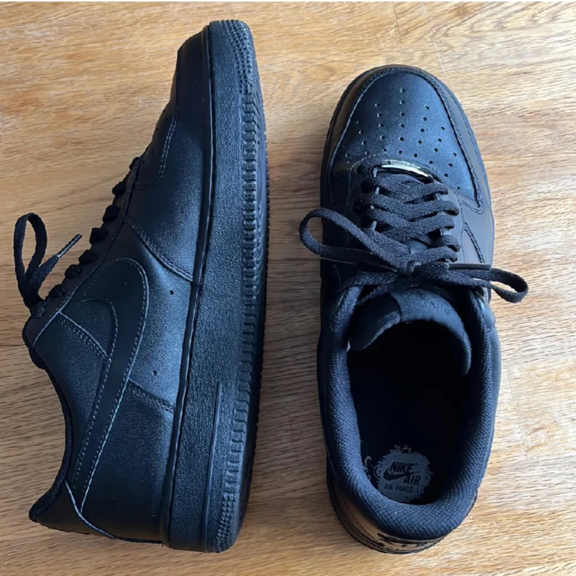 Black airforces 