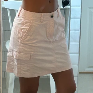 Pelle P kjol  - Rosa kjol från Pelle p. Strl S. Säljer för 350kr!