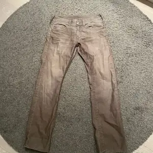 Super sköna True Religon jeans från Seams i storlek 32. Sicket är riktigt bra skulle säga 7/10 
