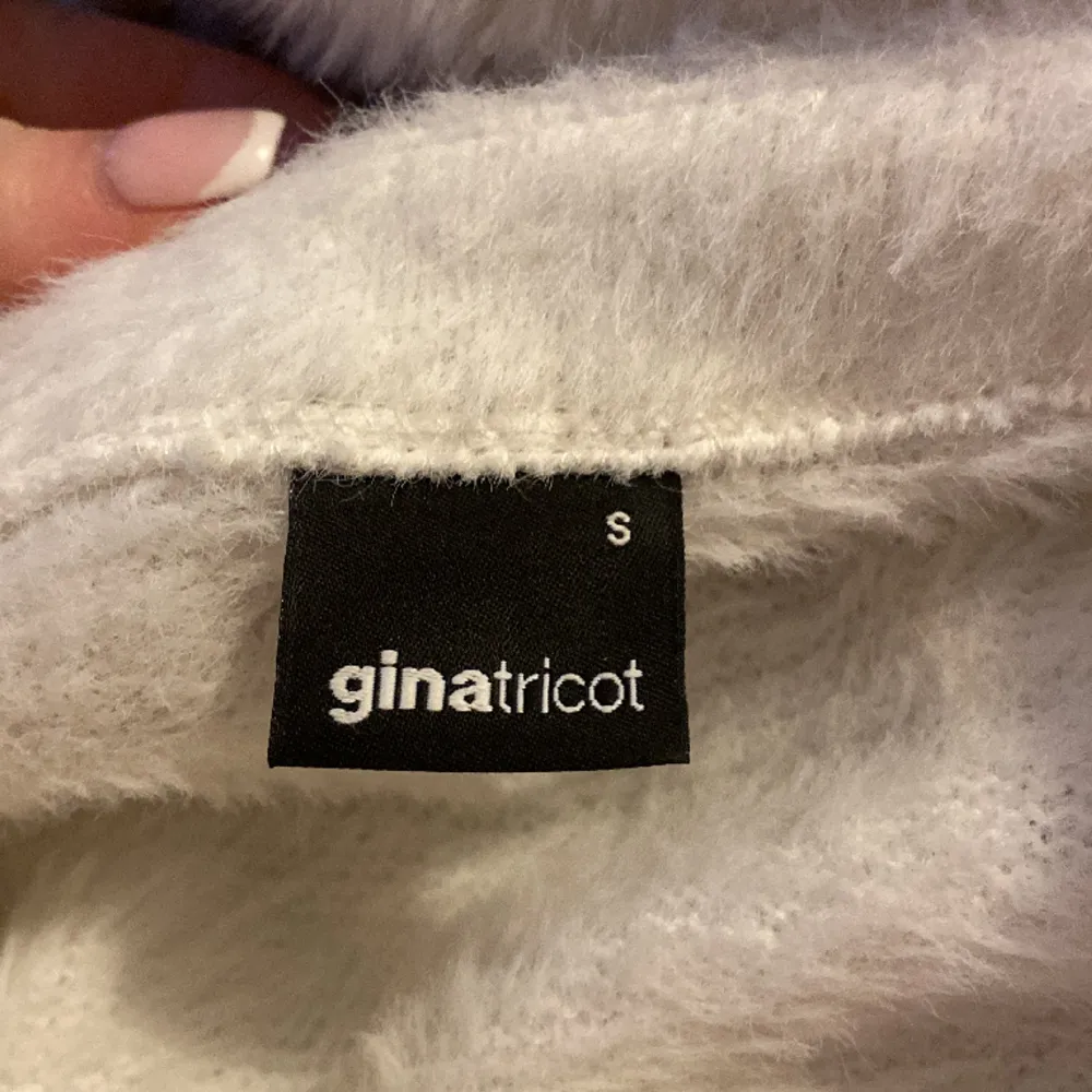 Supermysig kofta från Gina Tricot . Tröjor & Koftor.