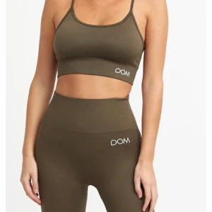 Träningsset - Set med tights och sportbh från drop of mindfulness, använd endast några få gånger men i nyskick. Storlek S❤️