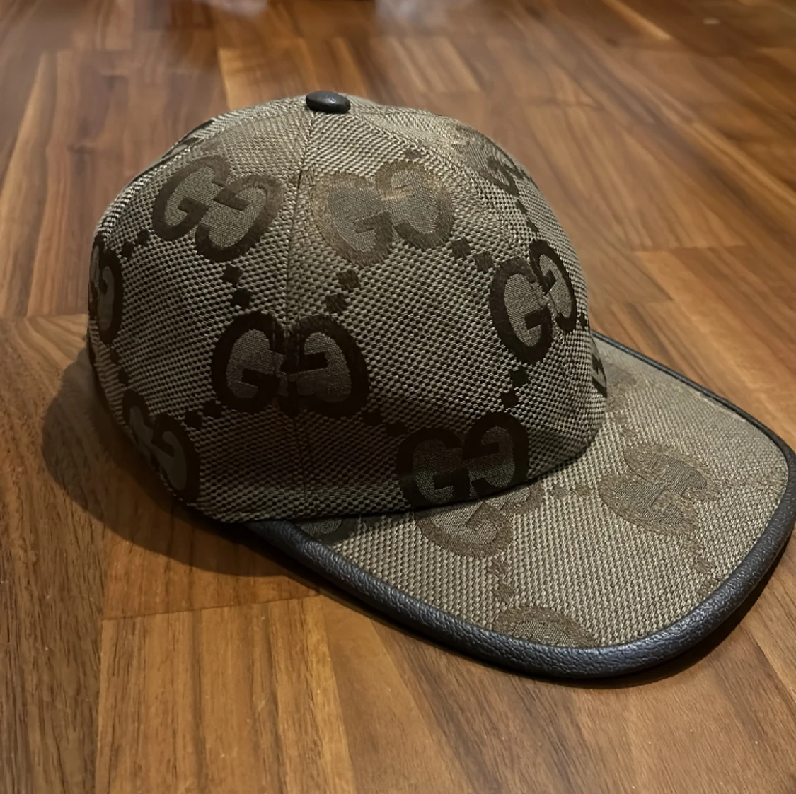 Gucci keps Beige