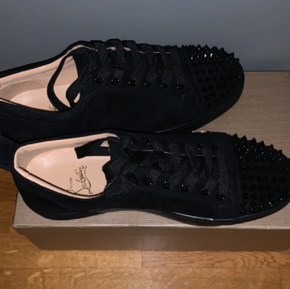 Louboutin skor  - 91