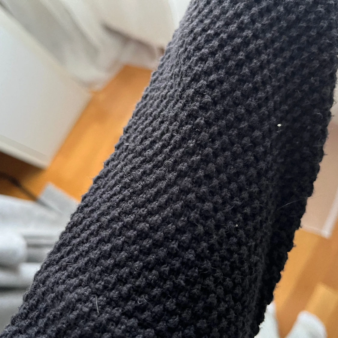 Svart tjocktröja - 90