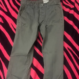 Snälla köp då jag kan äta glas🙏🙏  - Mitt namn är Austin