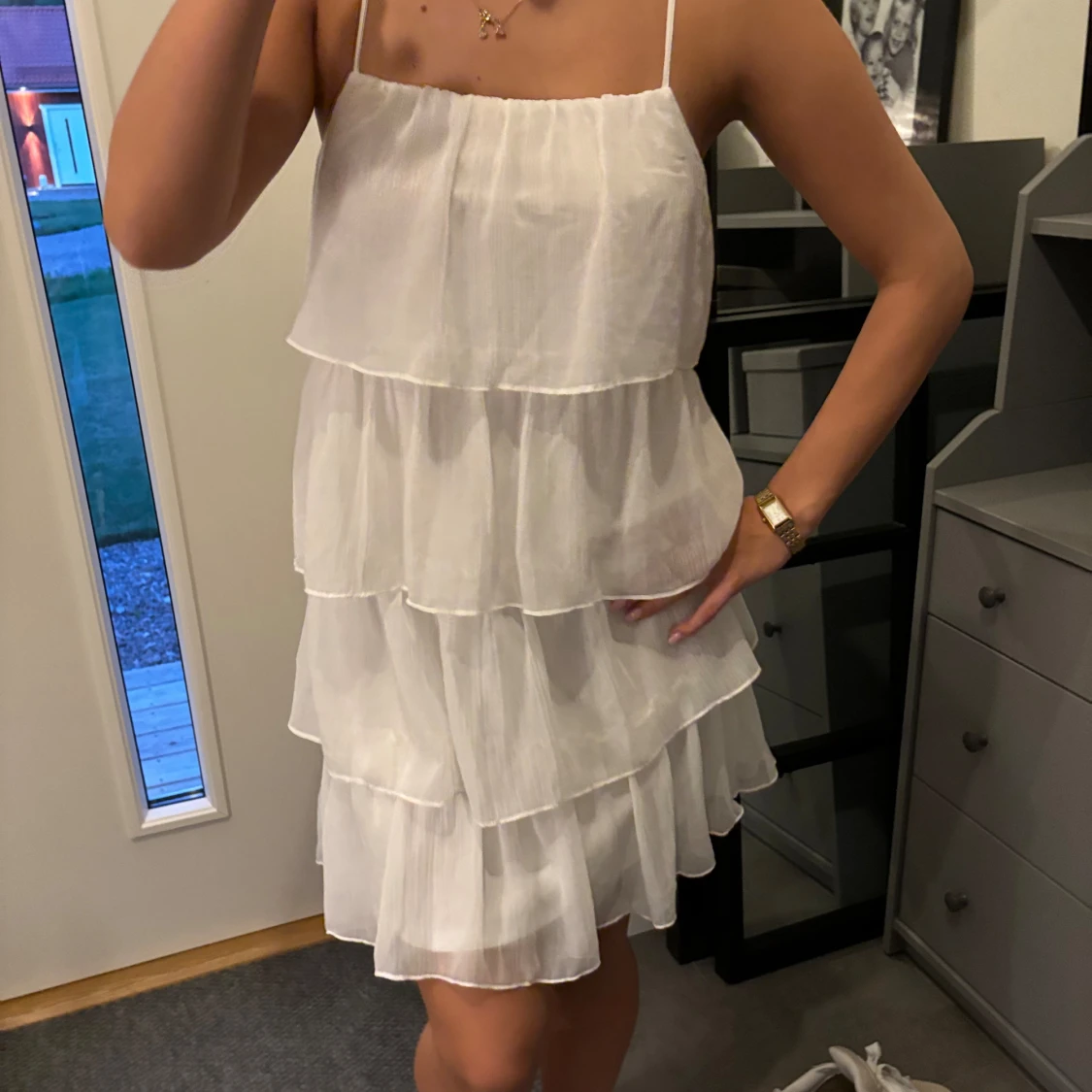 Kort vit klänning 