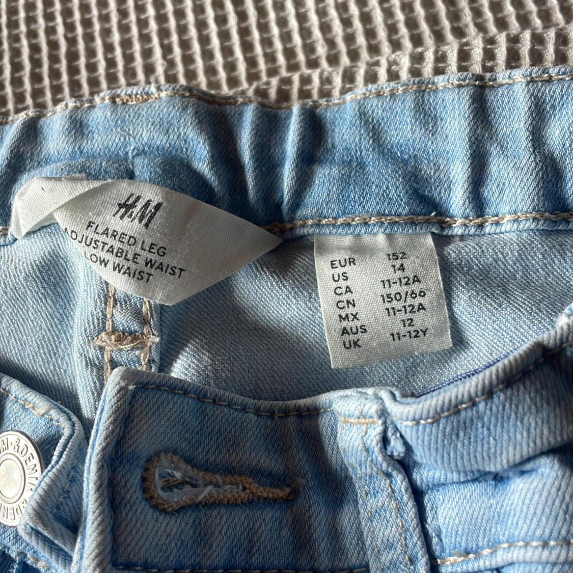 Blå bootcut jeans - 90