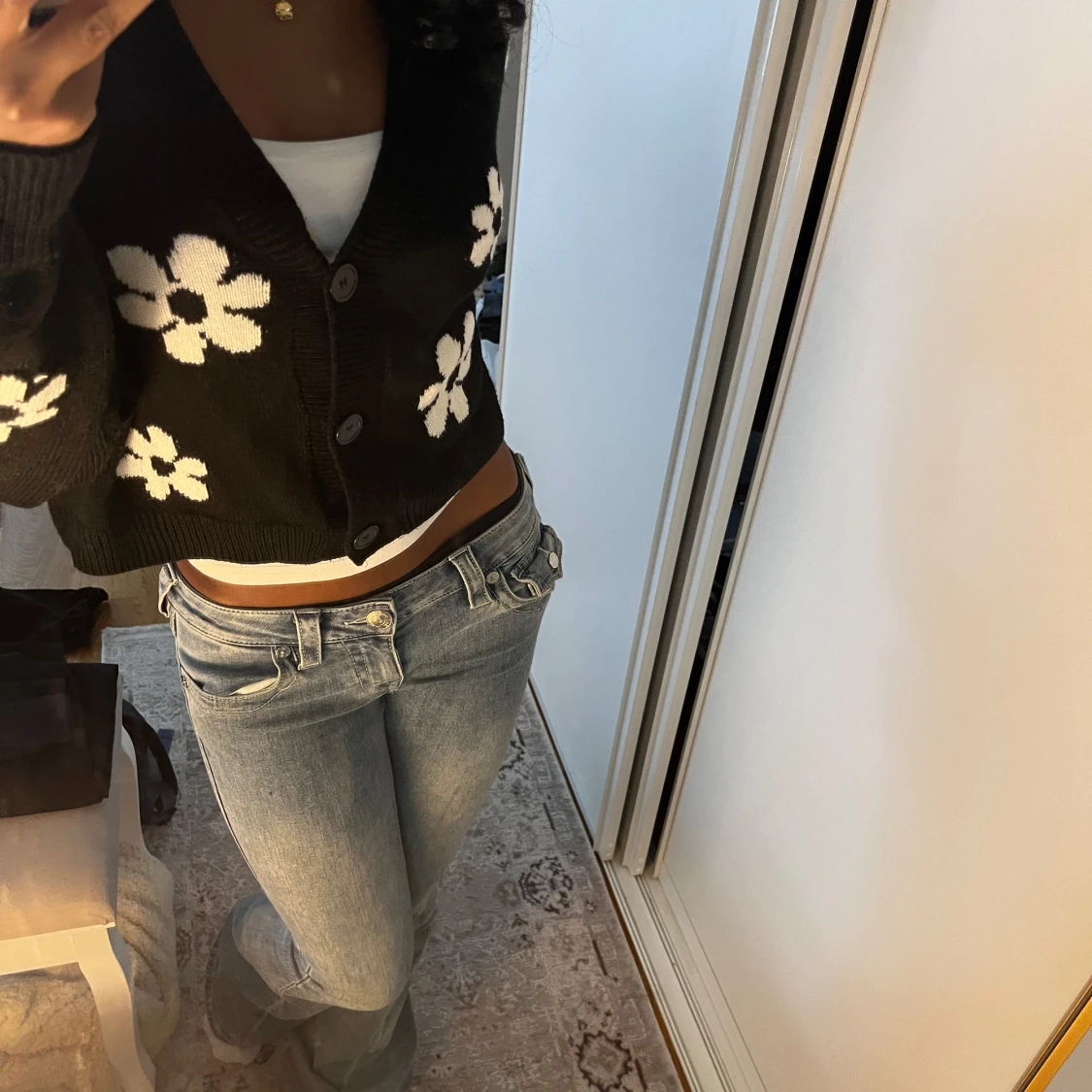 Blommig stickat kofta  - 90