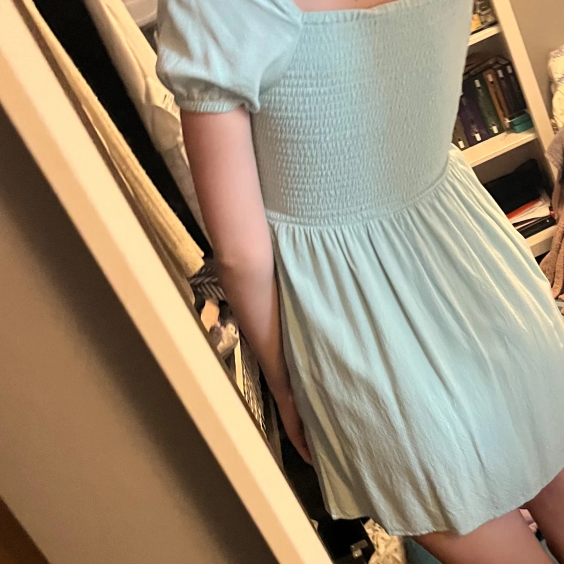 Gullig sommarklänning  - 90