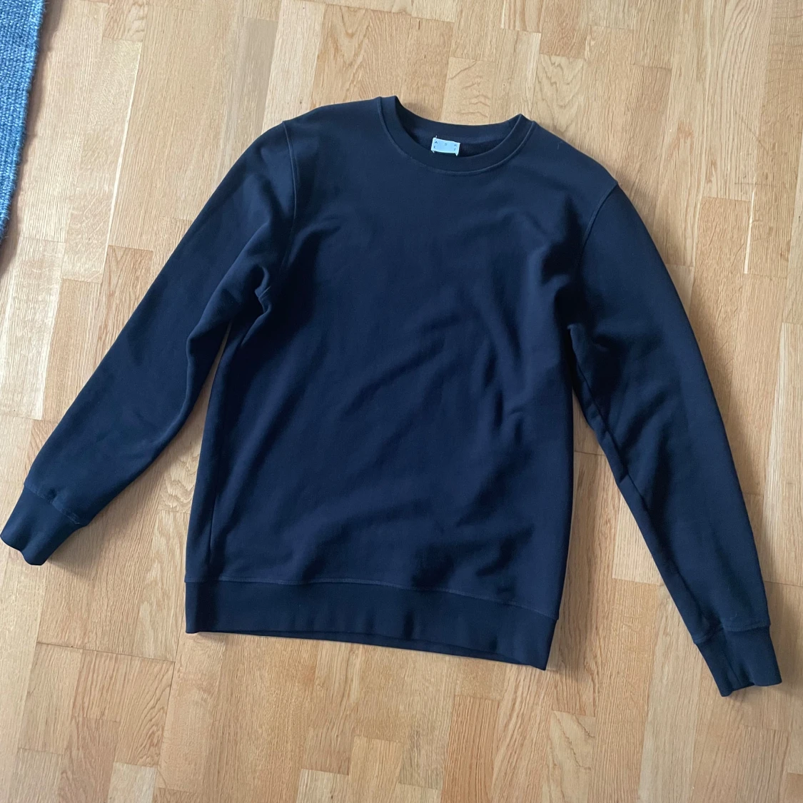 Tröja svart Asket stl L - 2