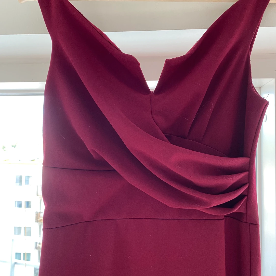 Vinröd bal/aftonklännkng - 91