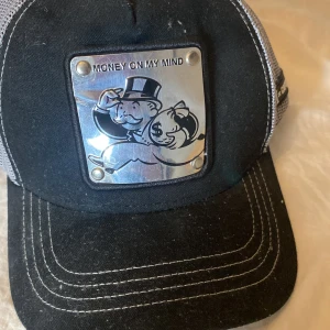 Goorin bro keps - Aldrig andvänd och är i bra skick kan diskutera pris