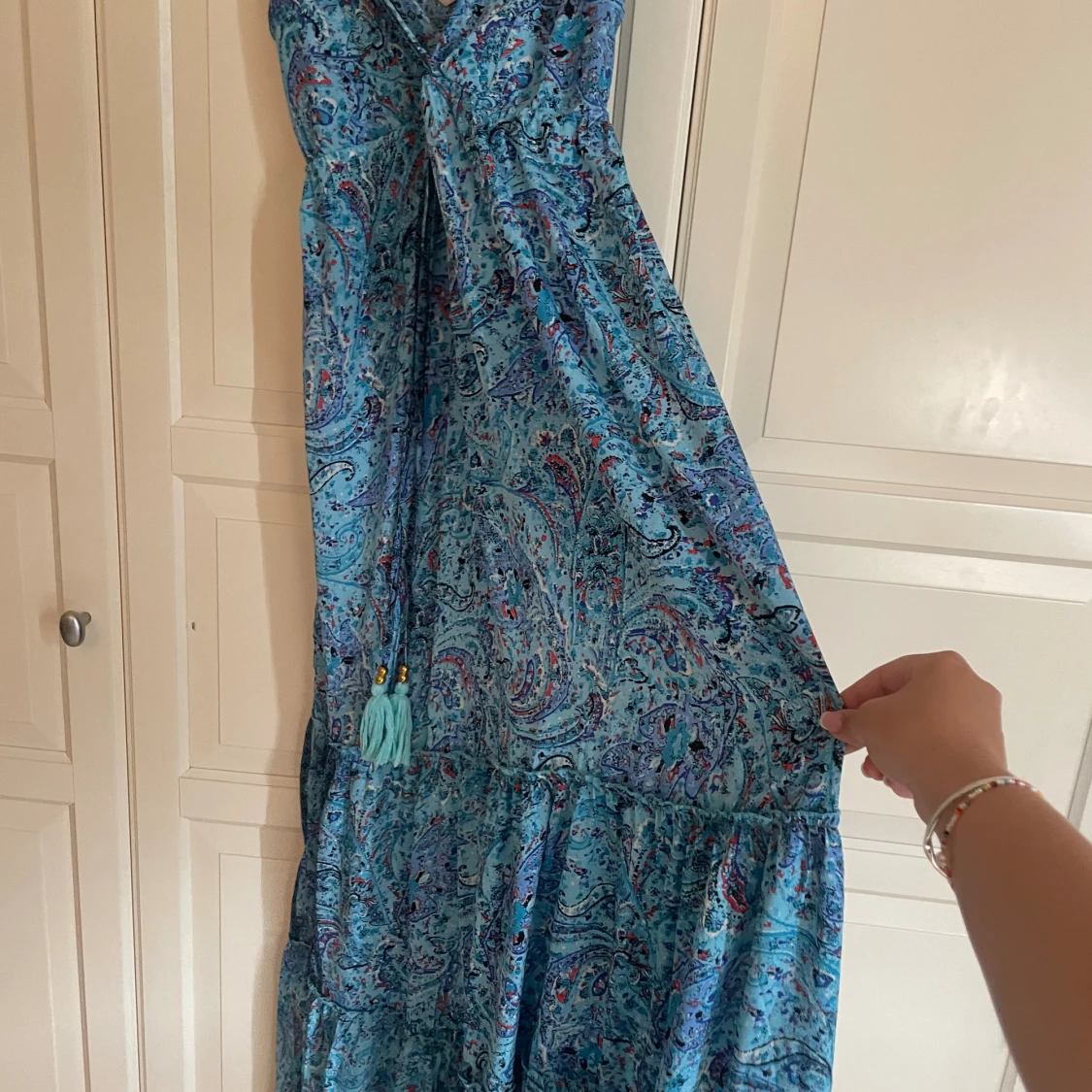 Mönstrad klänning  - 90