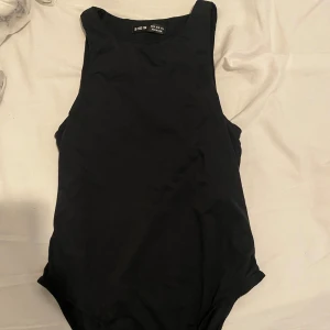 Body suit  - Body suit som inte har använts nån gång helt nytt skit