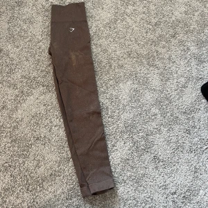 Träningsthights - Bruna gymshark thights i fint skick 