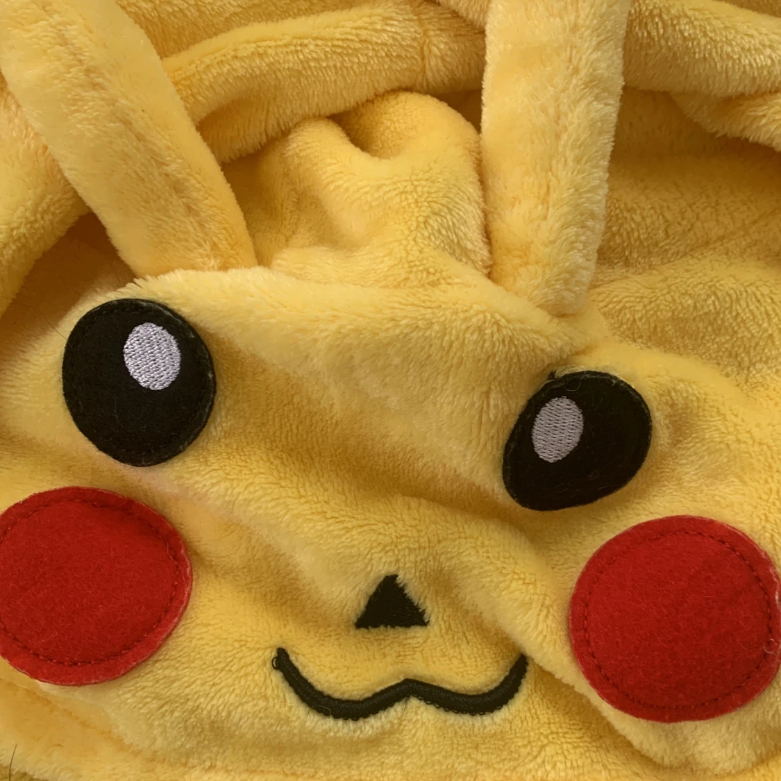Pikachu “robe” - 90
