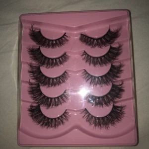 Cat eye ögonfransar - Full strip, 5 stycken, 0,9 cm- 1,5 cm långa