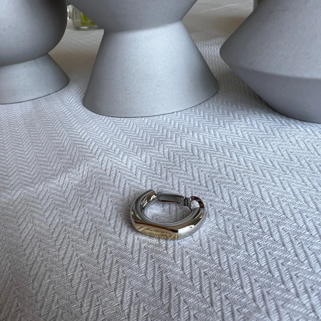 Ear clip från Ennui Atelier - 91