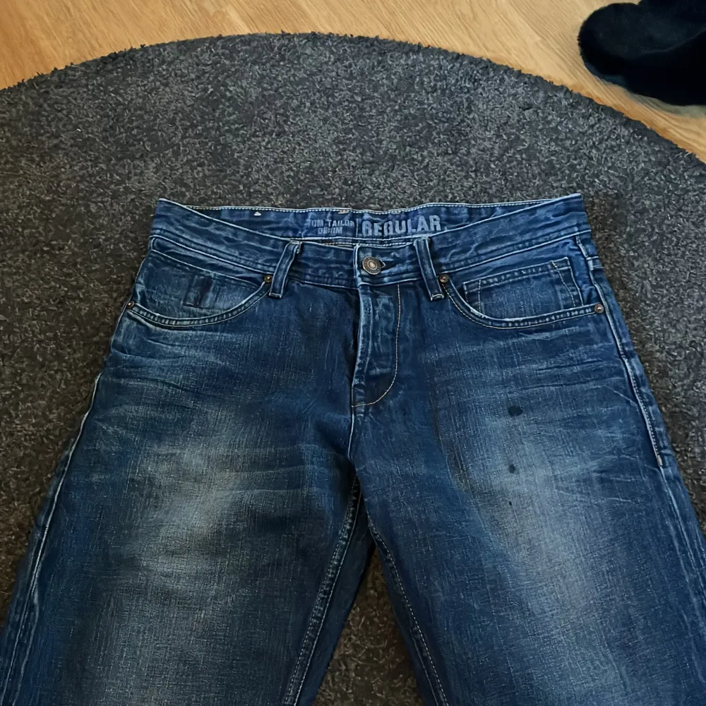 Jeans från tom tailor denim. aldrig använda, kill modell/unisex. . Jeans & Byxor.