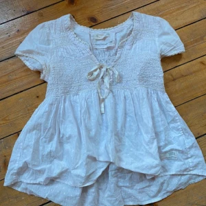 Söt blus - Jätte söt blus som inte kommer till andvänding ❣️