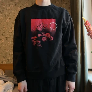 Tröja - Oversized sweatshirt i strl S