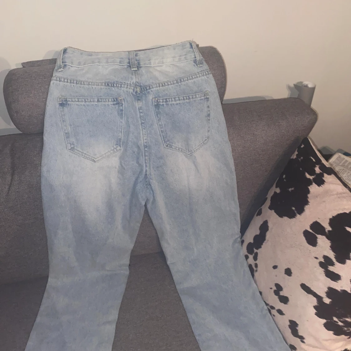 Ljusblåa jeans  - 90