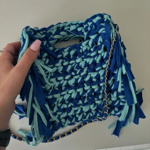 Blå väska  - Handgjord🤍🤍 