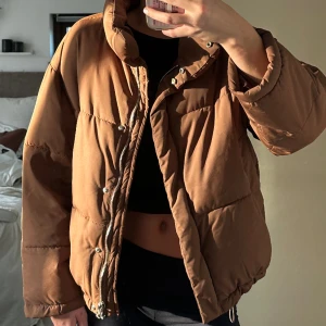 Jacka - Skitsnygg jacka från Pull&Bear 💕💕