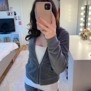 Velour tröja - Fin velour zip tröja från Gina tricot😙💗