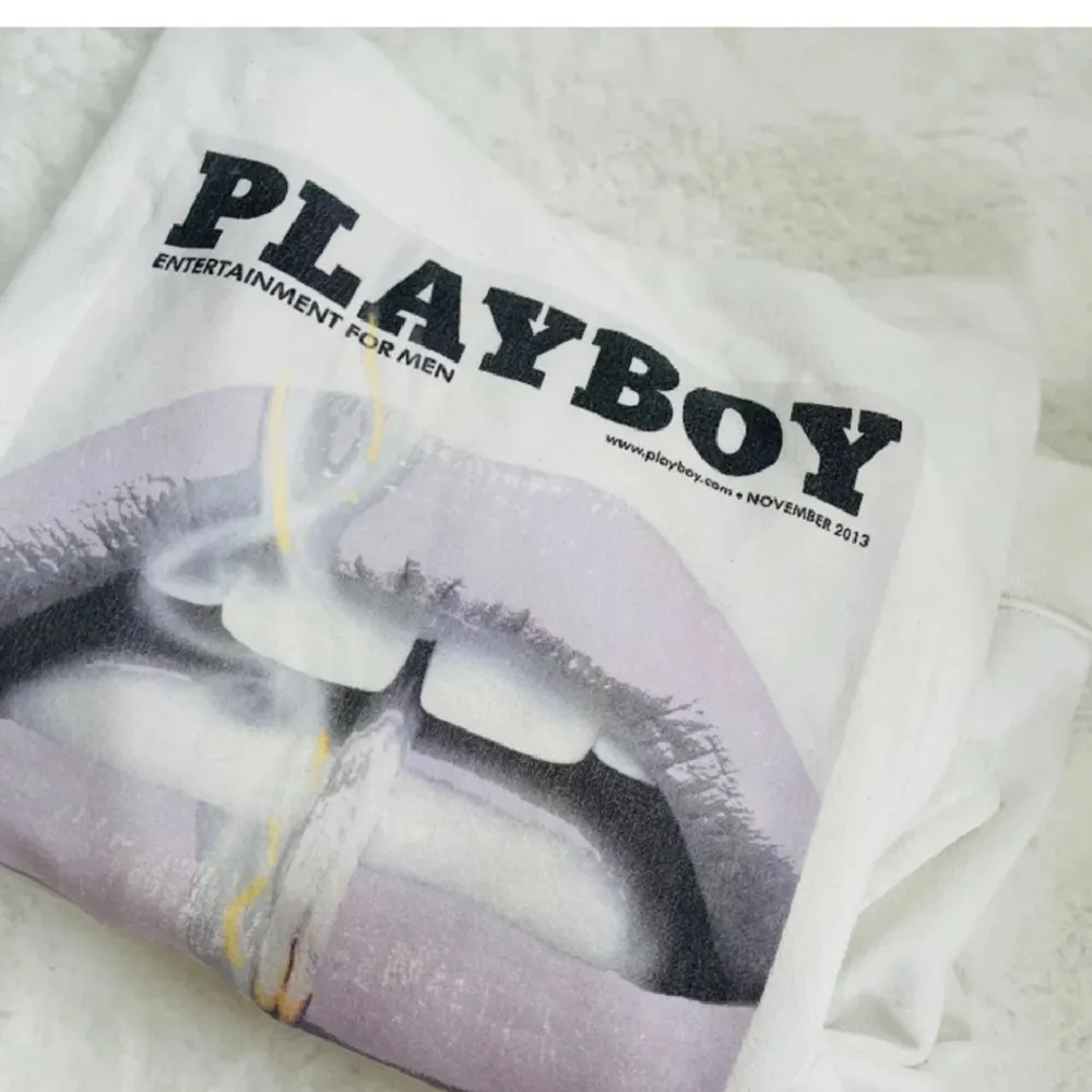 Säljer min Playboy hoodie då den inte används nånting😊. Hoodies.