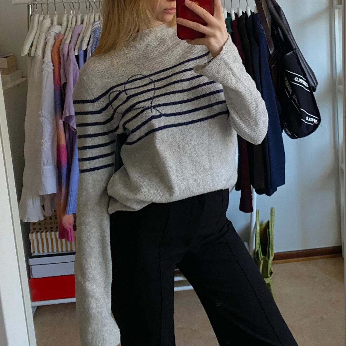 Stickad tröja med hjärta - 91