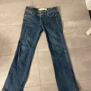 Low Rised Levi's Jeans - Jättesnygga Levi's Jeans i toppen skick!💕