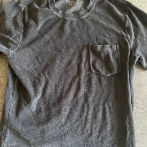 Froté tisha  - Bra skick lite använd 