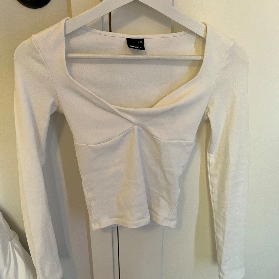 Fin vit top från ginatricot - 91