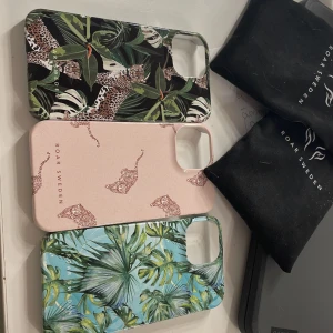 Roar sweden skal till iPhone 13mini - Säljer mina super populära roar sweden skal till iPhone 13mini pågrund av att jag burade mobil. De är nästan aldrig ansvällda pågrund av att jag fick de i julklapp och typ direkt efter så köpte jag en ny mobil. Skriv för fler frågor❤️❤️